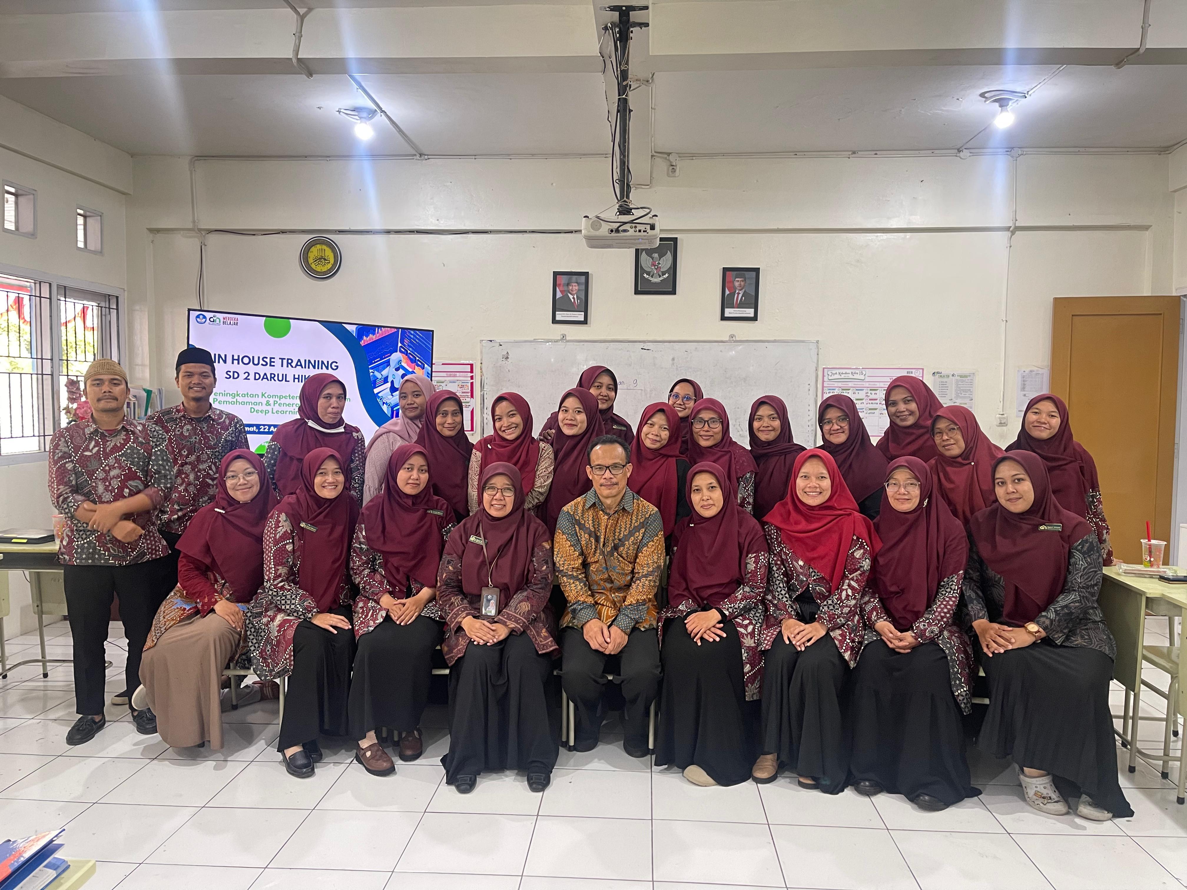 IHT - PENINGKATAN KOMPETENSI GURU DALAM PEMAHAMAN DAN PENERAPAN KONSEP DEEPLEARNING