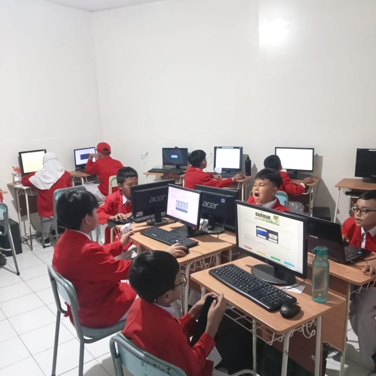 ASESMEN NASONAL BERBASIS KOMPUTER (ANBK 2025)