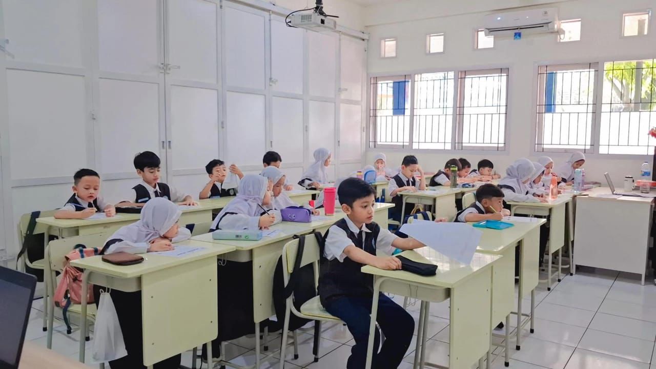 ASESMEN SUMATIF AKHIR SEMESTER 1