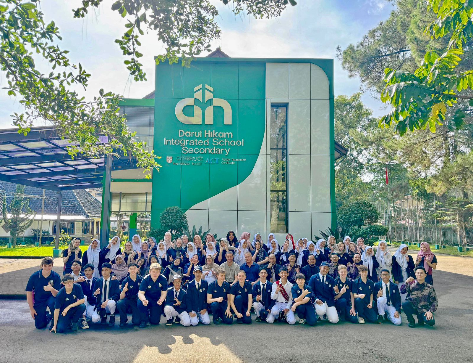 Program Sister School SMA Darul Hikam Internasional–Bellarine Secondary College Perkuat Pertukaran Budaya dan Bahasa Siswa Indonesia–Australia