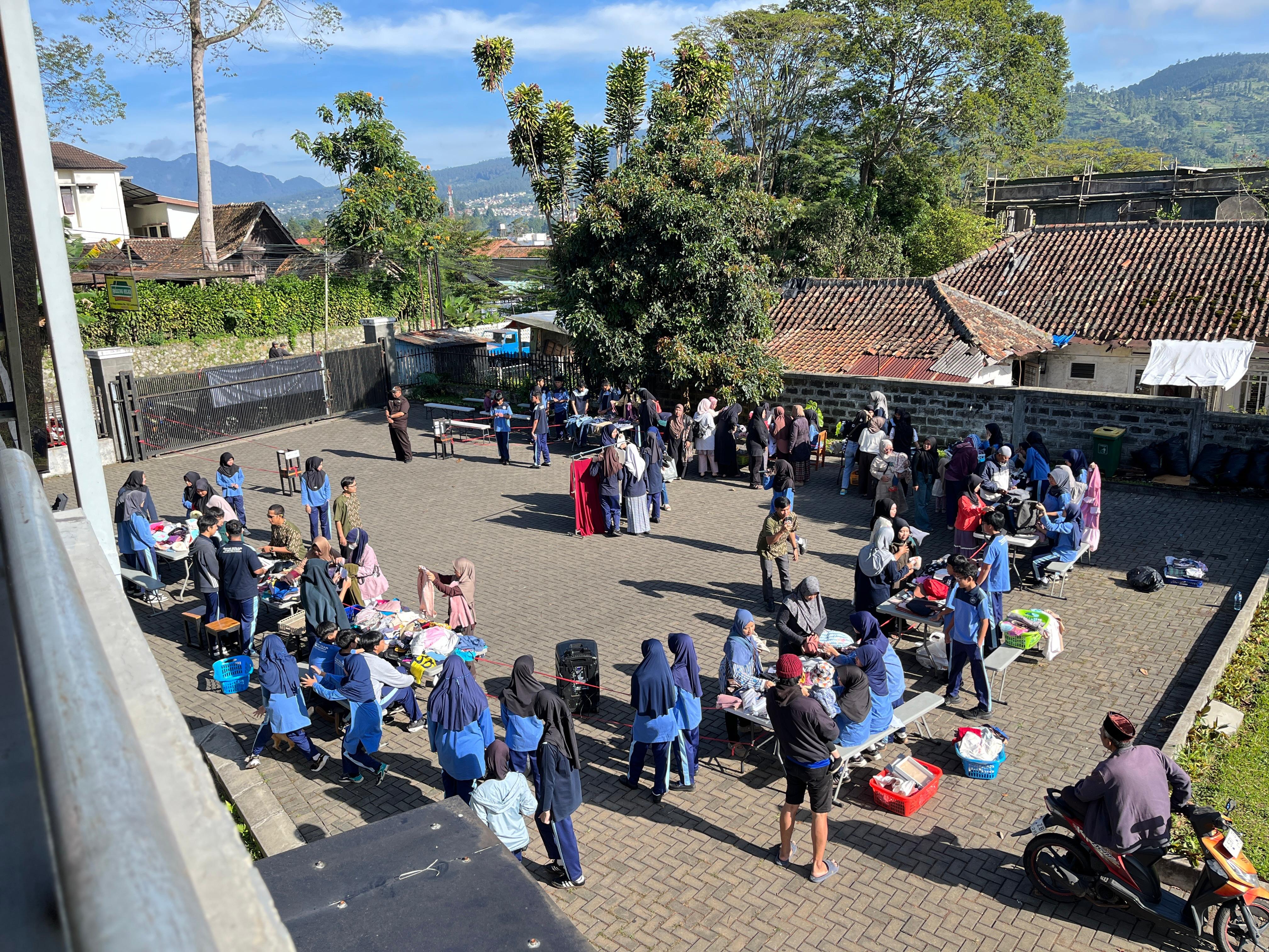 DHIS Secondary Lembang Gelar Program BERLIAN Ramadhan: “A Joyful Ramadhan Rahmatan Lil Alamin”